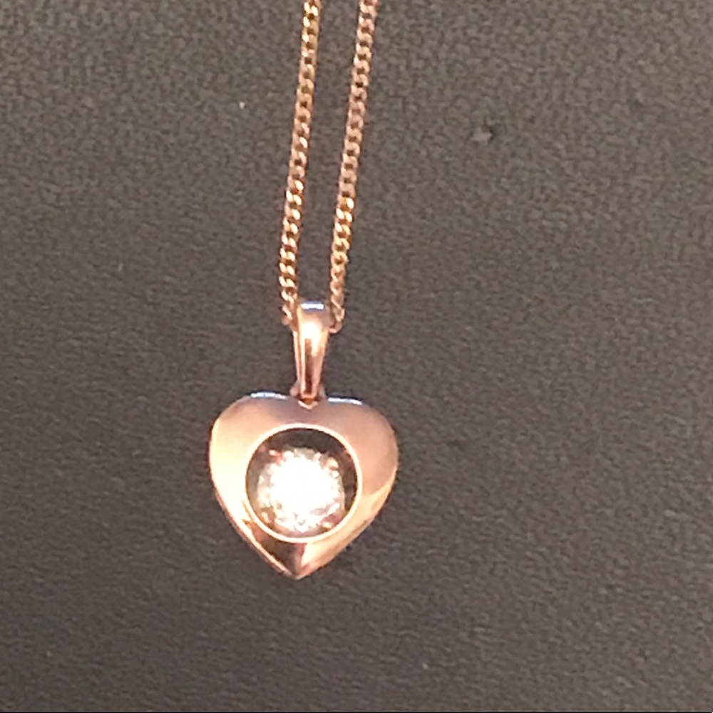 14Kt Rose Gold Diamond Heart Pendant